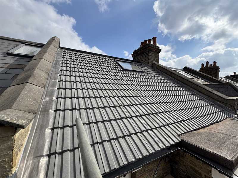 Tiled roof replacement Surrey